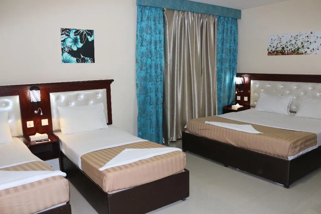 FAMILY ROOM CAPACITY 4 Room, Mariana Hotel, Dubai