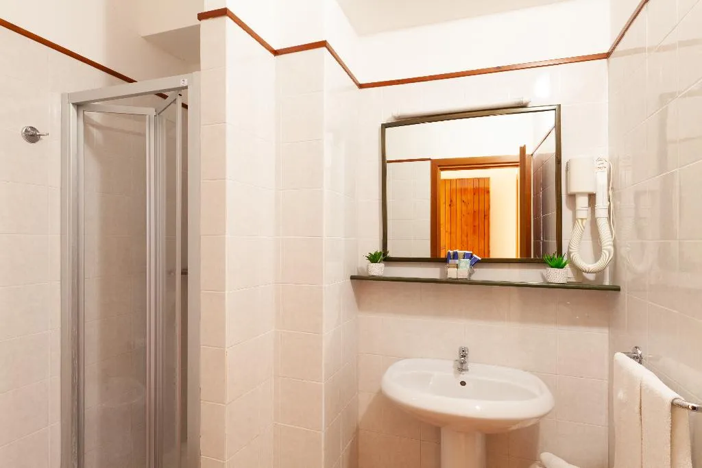 TRIPLE STANDARD Room, iH Hotels Villasimius Le Zagare Resort, Cagliari