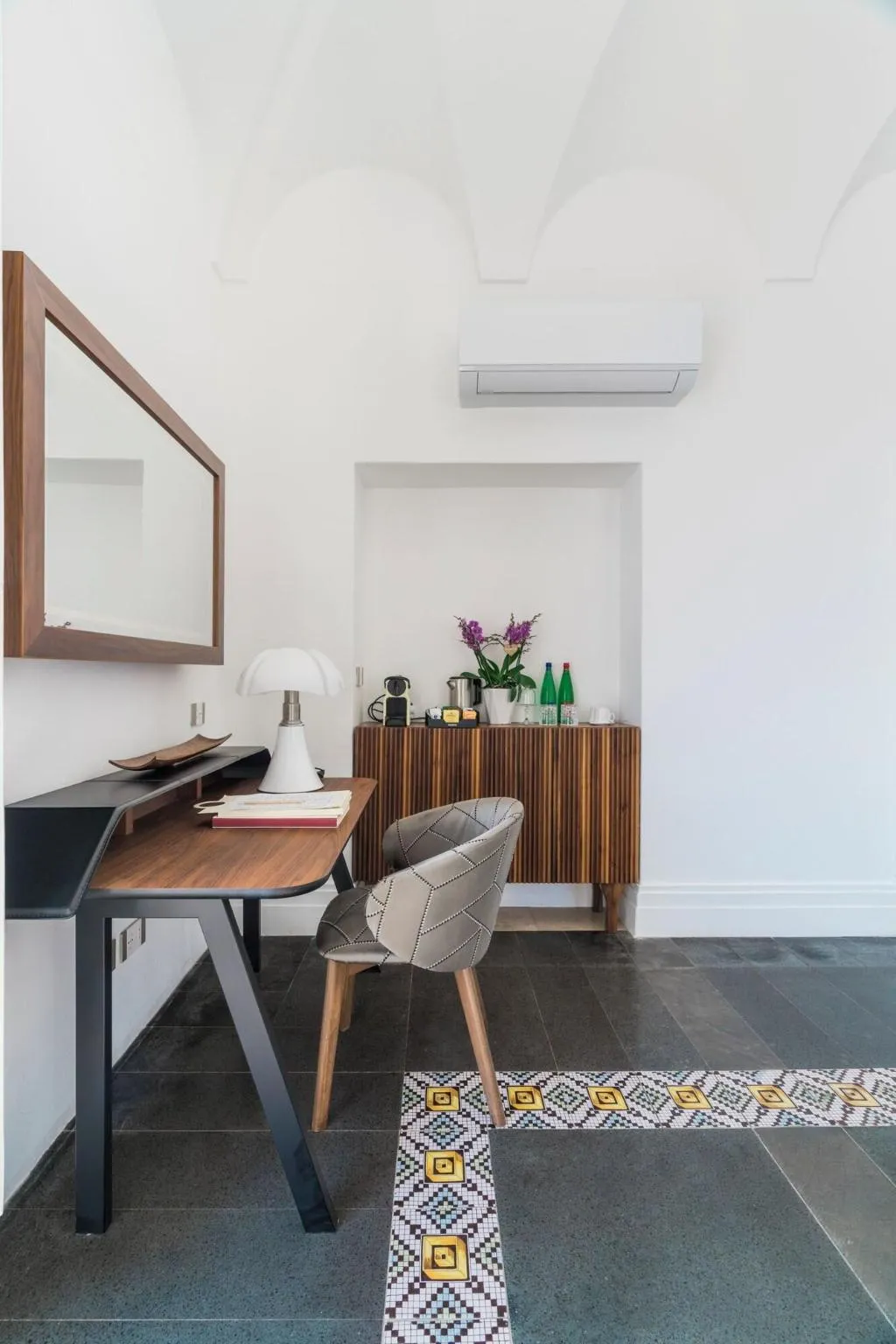 SUITE SEA VIEW KING BED Room, Villa Magia, Naples