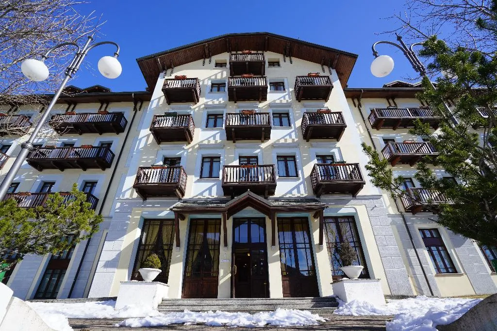 General view, Swadeshi Palace Ponte di Legno Resort, Milan