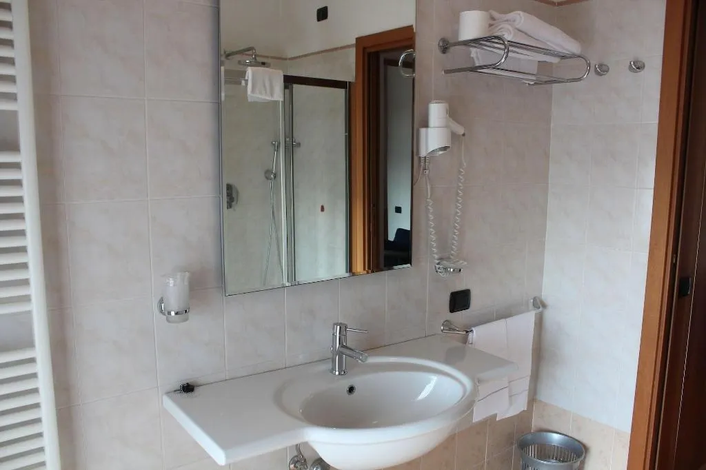 Room, Hotel Selide, Milan