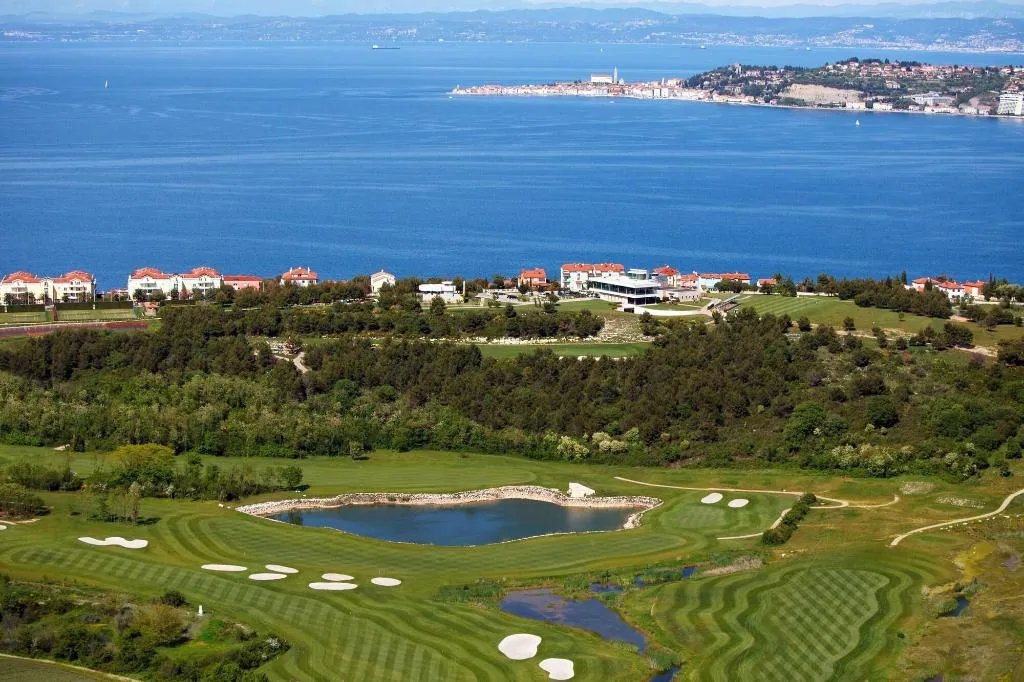 Sports and Entertainment, Skiper Rezidencija, Istria