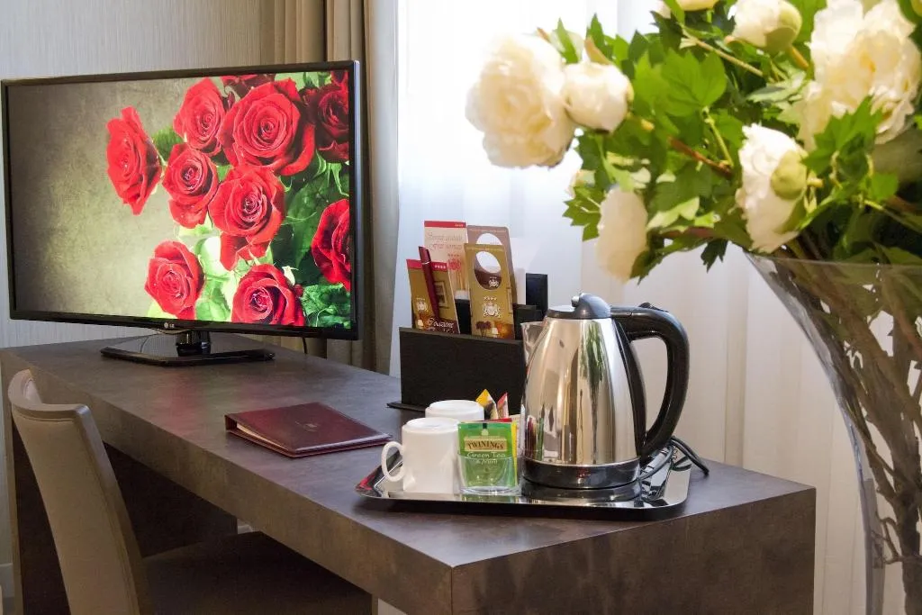 DOUBLE TWO BEDS Room, Windsor, Milan
