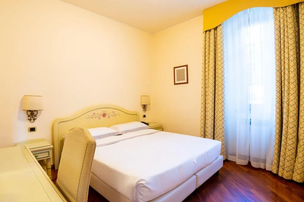 APARTMENT STANDARD Room, Albergo Centrale, Milan