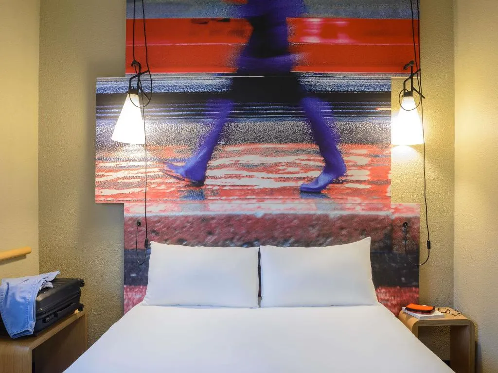 DOUBLE WITH DOUBLE BED Room, Ibis Milano Centro, Milan