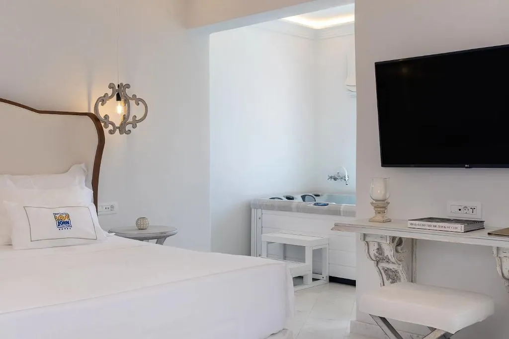 JUNIOR SUITE WITH PRIVATE POOL Room, Saint John Hotel Villas & Spa, Mykonos