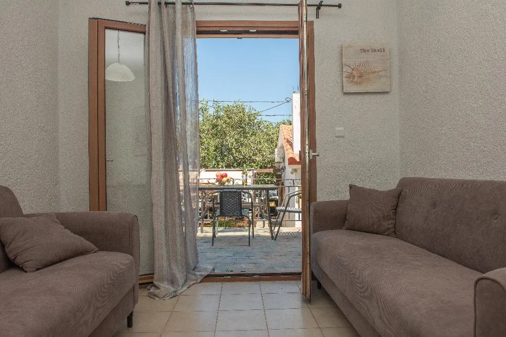 APARTMENT GARDEN VIEW Room, Athina Villas, Crete