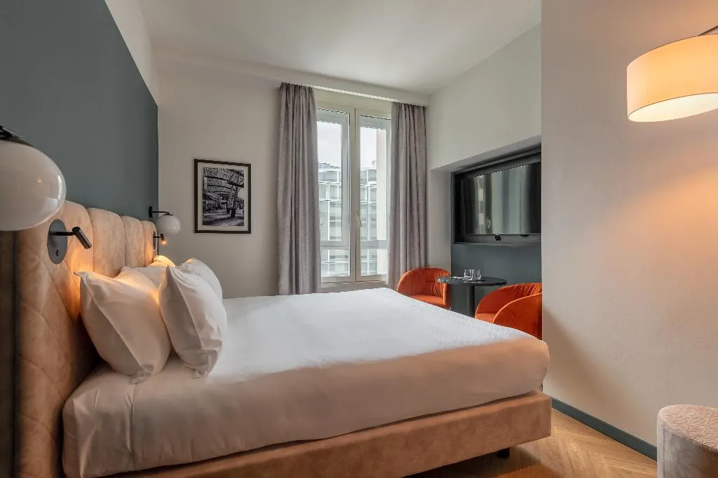 Room, Hotel Tocq, Milan