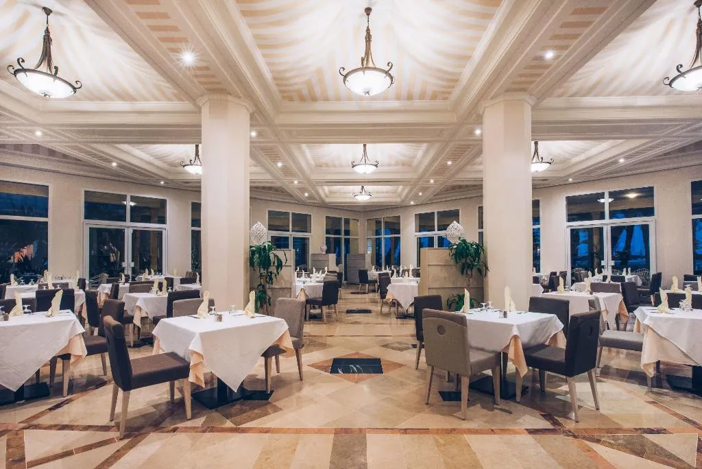 Restaurant, Iberostar Waves Averroes, Tunisia