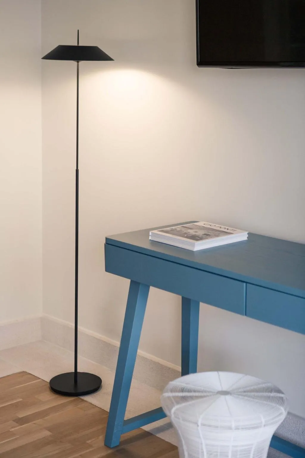 Room, Phaea Blue, a member of SLH, Crete