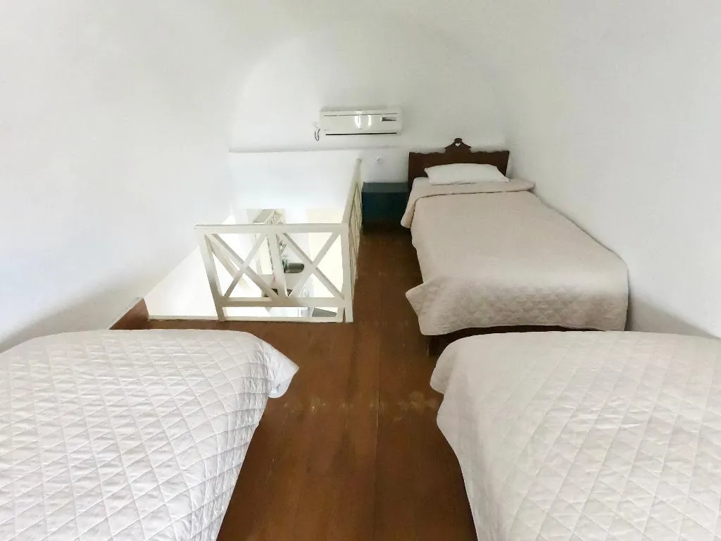 APARTMENT DELUXE Room, Anny Studios Perissa Beach, Santorini
