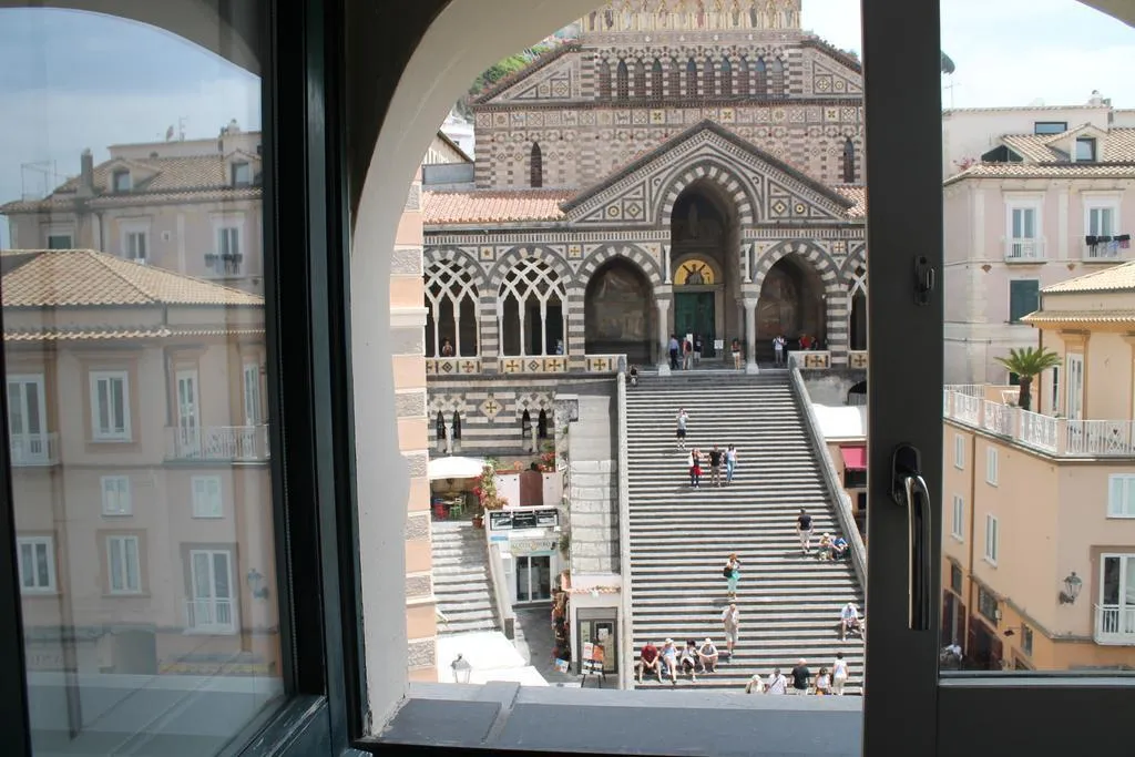 General view, Hotel Centrale, Naples