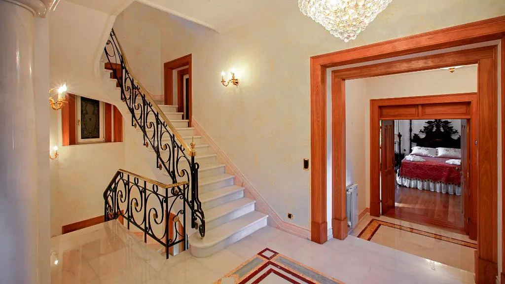 Lobby, Sintra Marmoris Palace, Lisbon