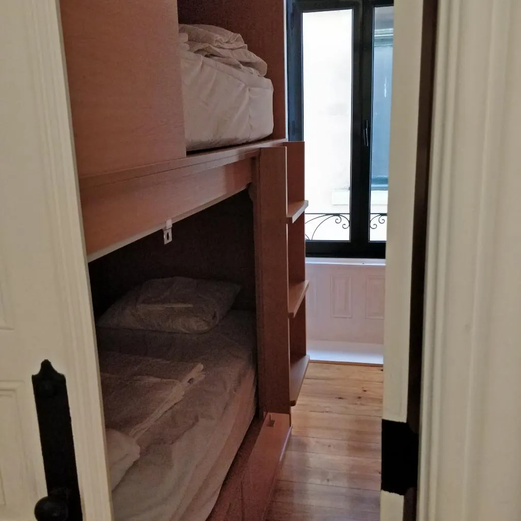 Bed in dormitory ONE BEDROOM Room, Oporto Music Hostel, Porto