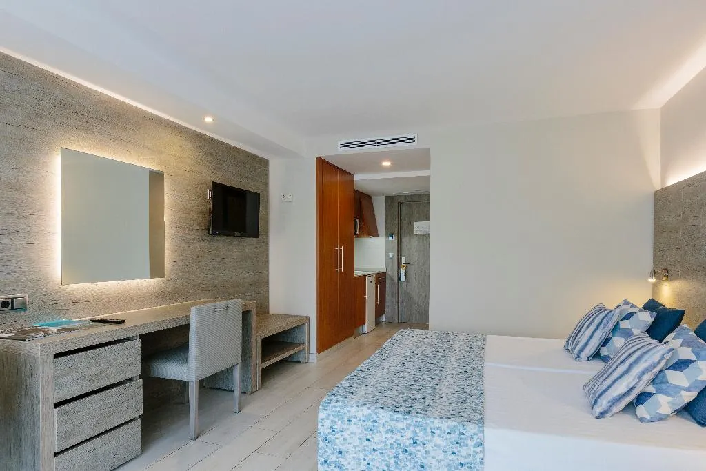 STUDIO STANDARD Room, Leonardo Royal Htl Mallorca Palmanova Bay, Majorca