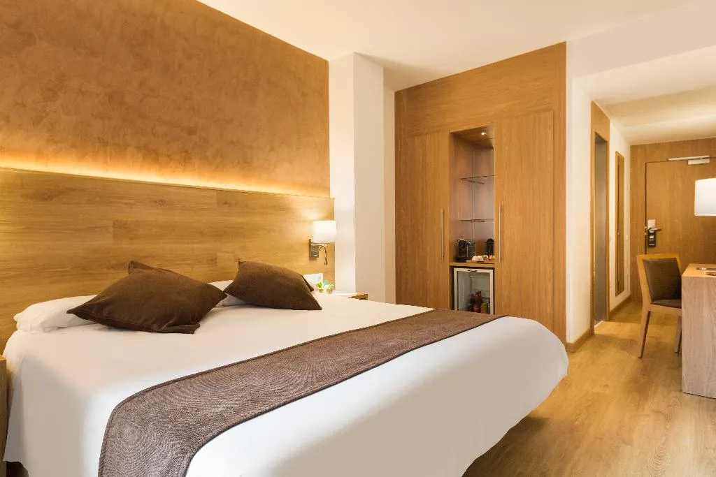 DOUBLE SINGLE USE STANDARD Room, Acta Azul, Barcelona