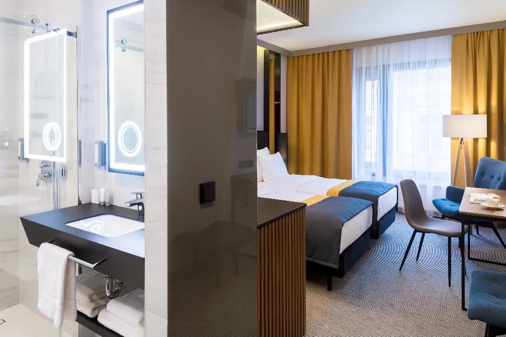 DOUBLE SINGLE USE STANDARD Room, Grand Ascot Hotel, Krakow