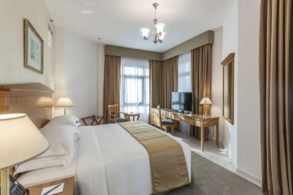 Room, Roda Al Murooj Residences, Dubai