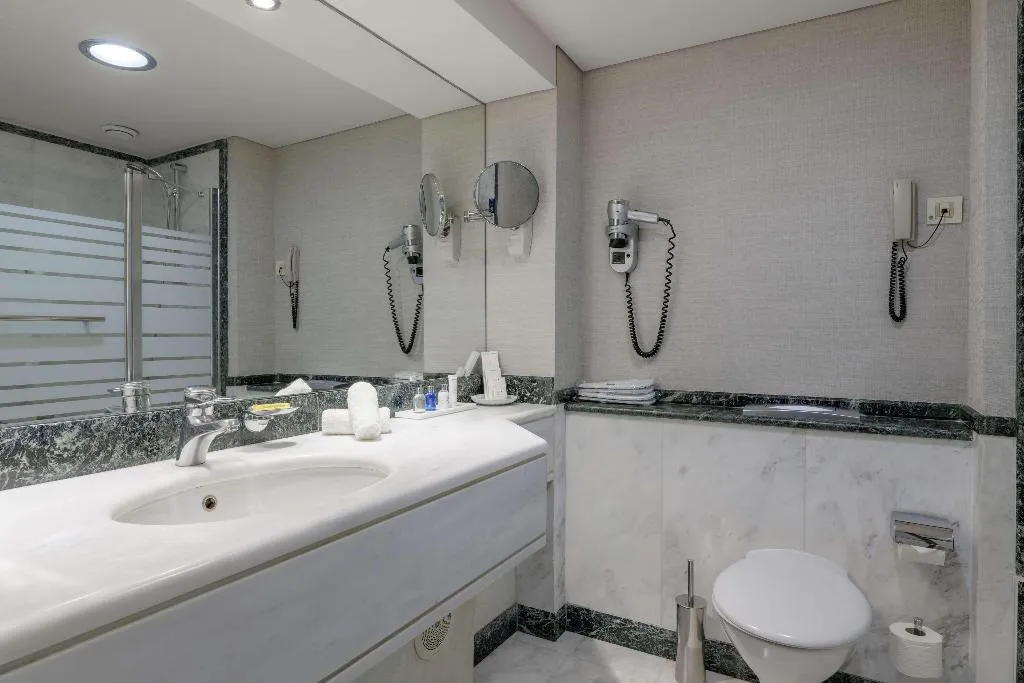 Room, Radisson Blu Park Hotel Athens, Athens
