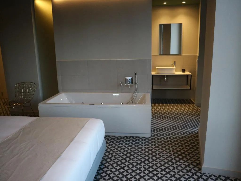SUITE STANDARD Room, You&Co. Quart Boutique, Valencia