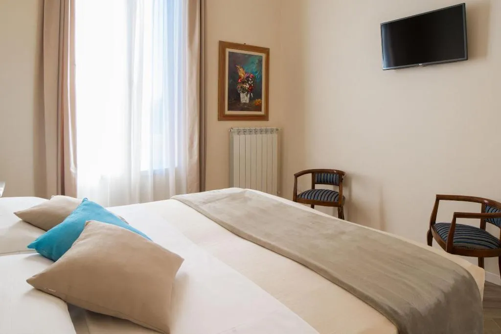 Room, Dimora Salviati, Florence