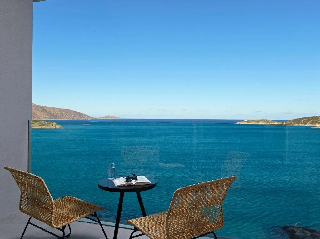 JUNIOR SUITE SEA FRONT Room, NIKO Seaside Resort Crete MGallery, Crete