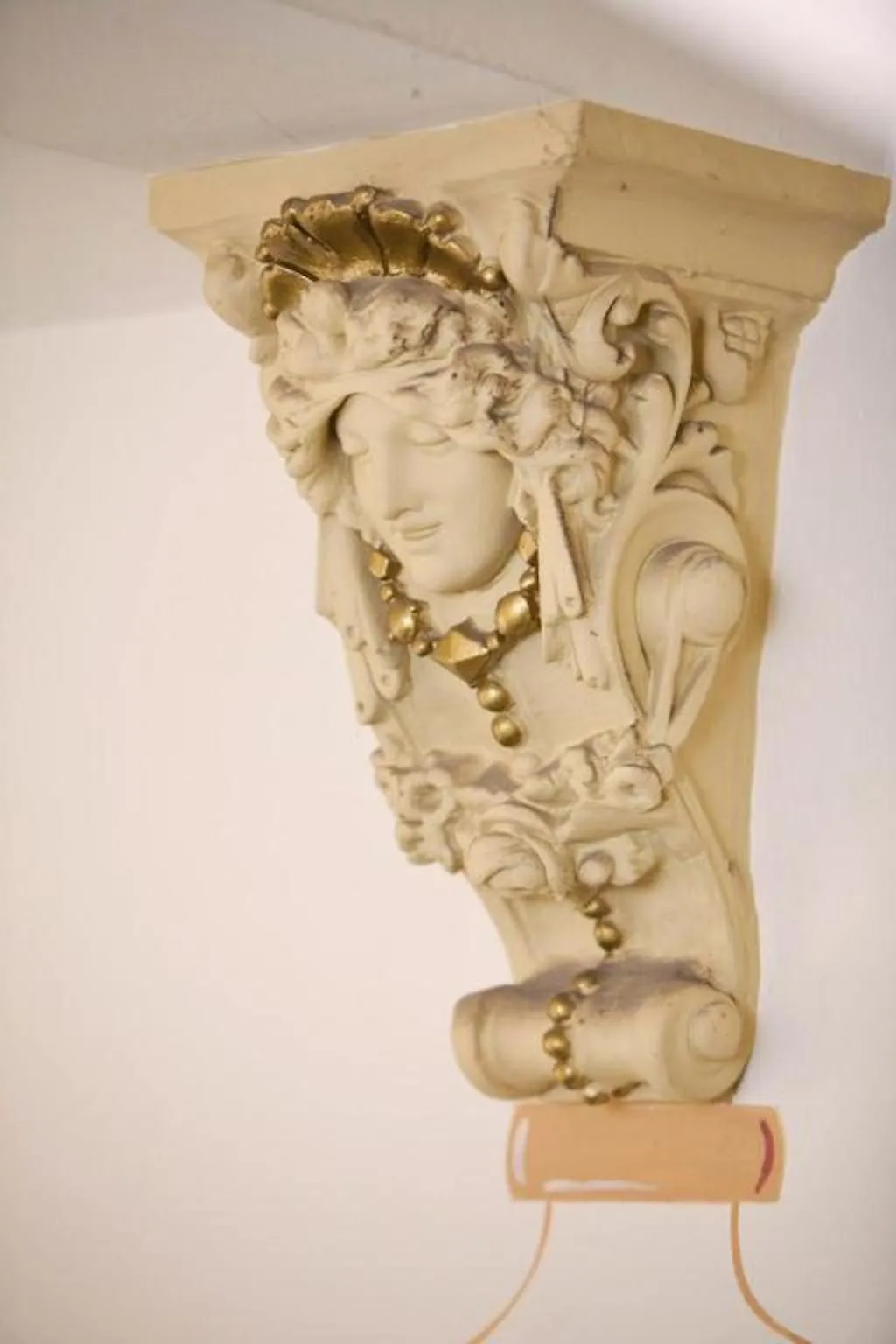 Lobby, Louis Leger, Prague
