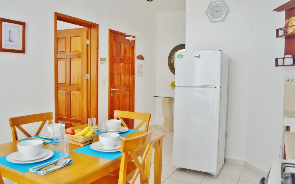 FAMILY ROOM PARTIAL SEA VIEW Room, Corales Suites, Cancun Area