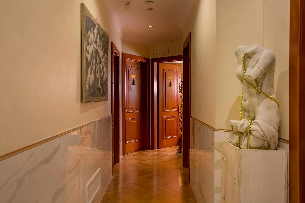 Lobby, Luxury Rooms H 2000 Roma, Rome