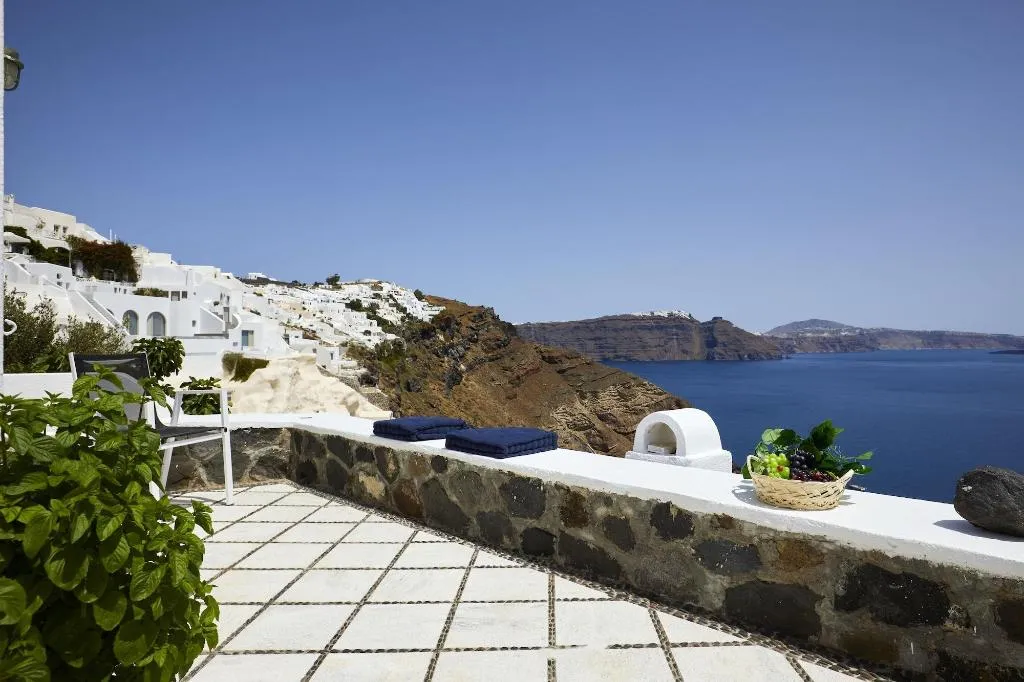 Room, Allure Breeze Suites, Santorini