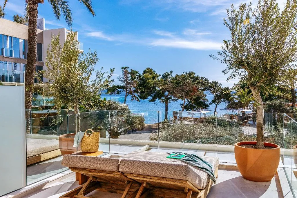 JUNIOR SUITE WITH TERRACE Room, ME Ibiza, Ibiza