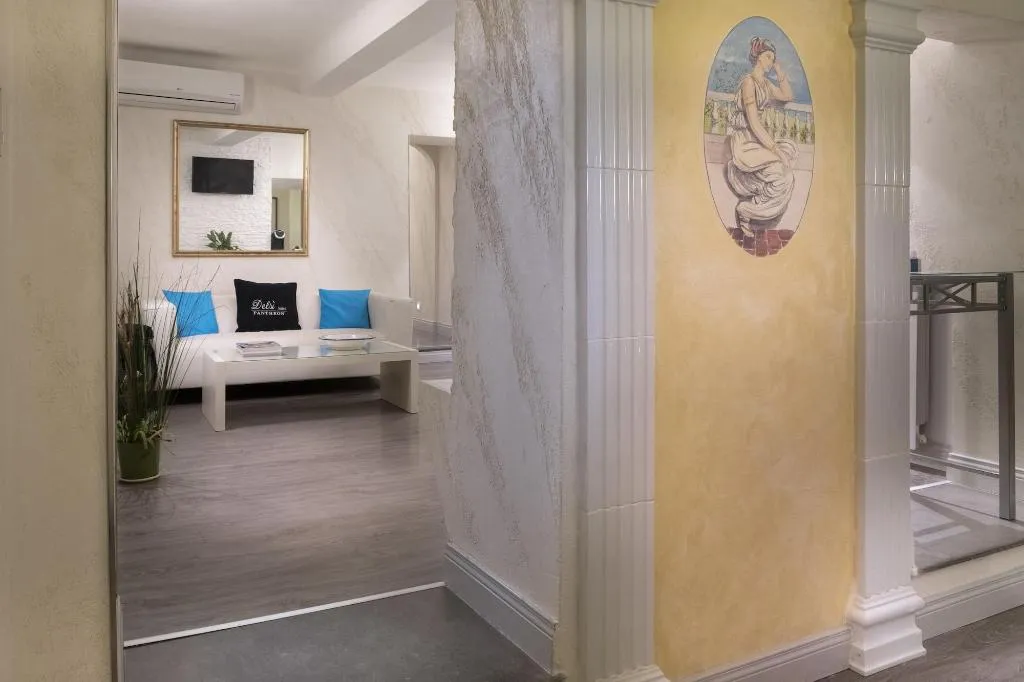 Lobby, Delsi Suites Pantheon, Rome