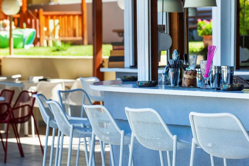 Bar, Palladium, Halkidiki