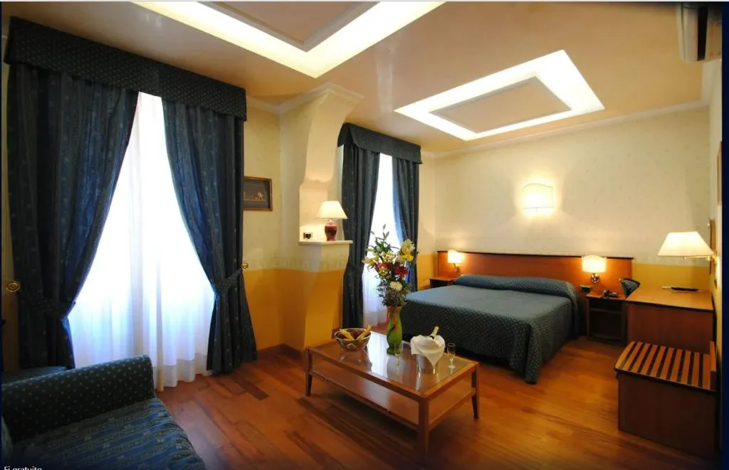 Double or Twin STANDARD Room, Verona Rome, Rome