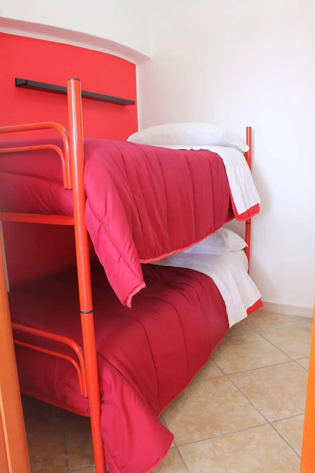 Room, Vesuvio Smiling, Naples
