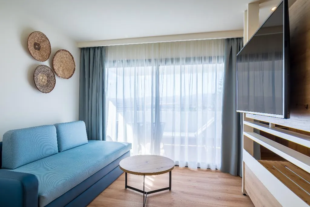 JUNIOR SUITE DELUXE Room, Barcelo Margaritas Royal Level Adults Only, Gran Canaria