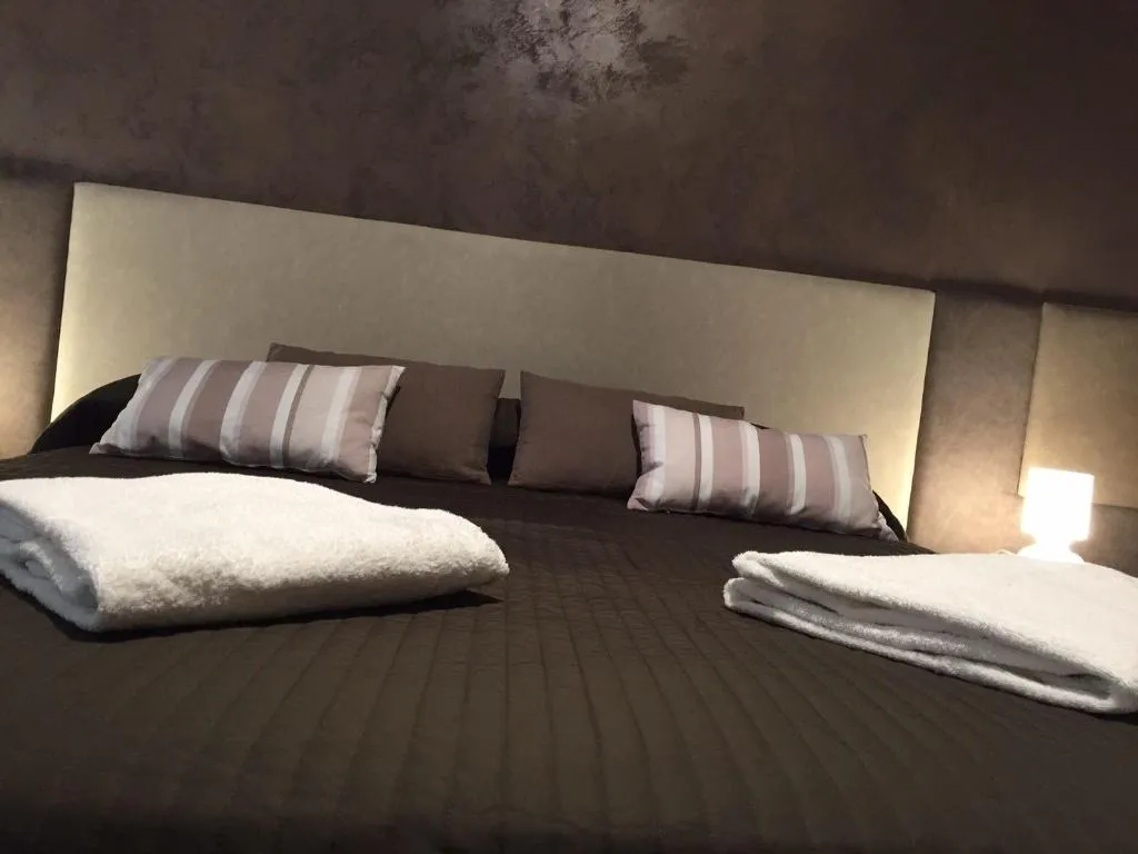 Room, Dormi A Roma, Rome