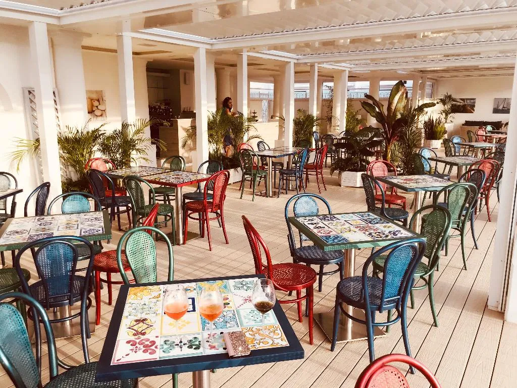 Terrace, Bougainville Luxury Boutique Hotel, Naples