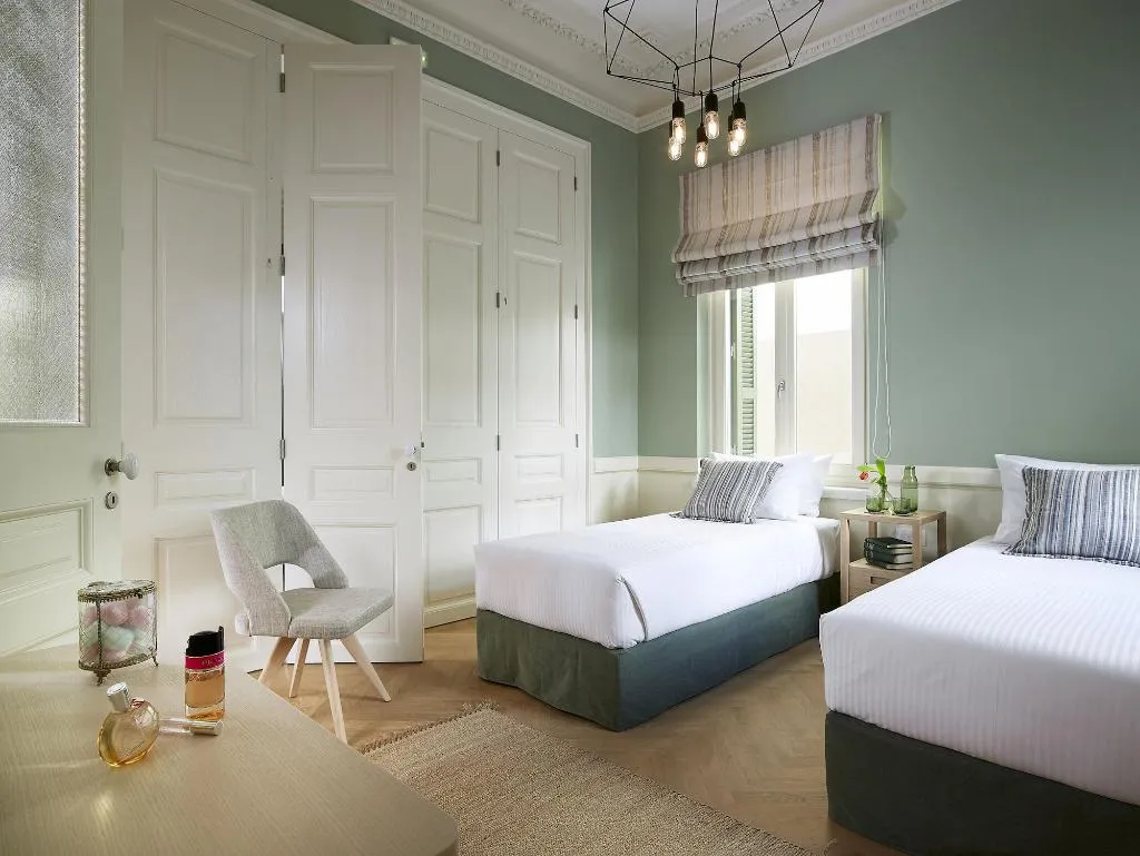 Room, Thiseio 1915, Athens