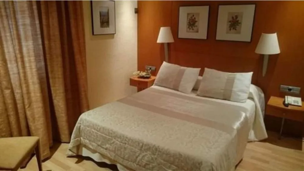Room, Restaurante Salvadora, Costa Blanca
