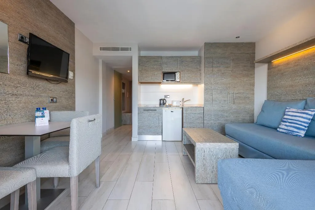 STUDIO SIDE SEA VIEW Room, Leonardo Royal Htl Mallorca Palmanova Bay, Majorca