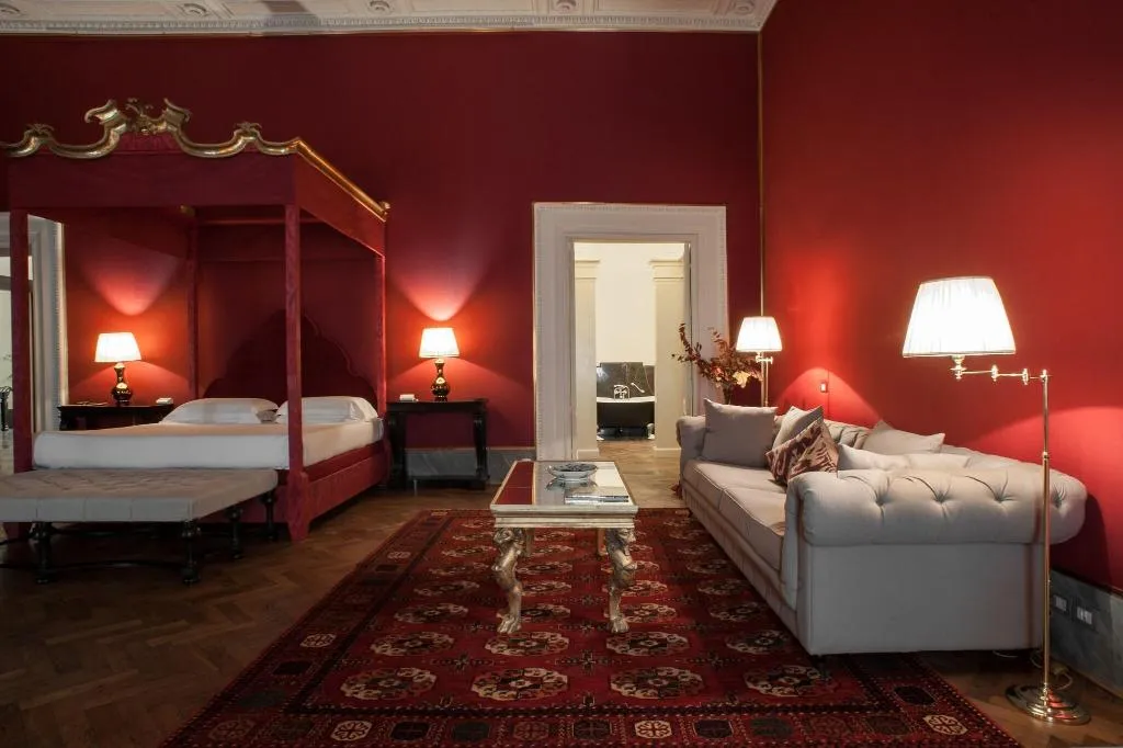 JUNIOR SUITE KING SIZE BED Room, Palazzo Di Camugliano, Florence