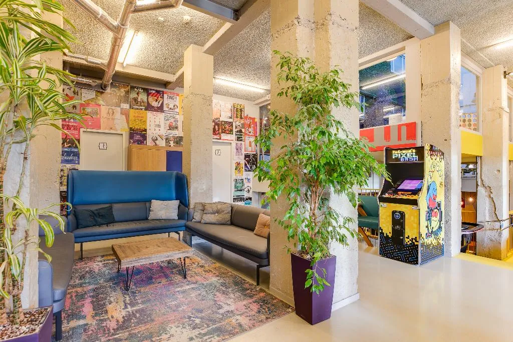 Lobby, ClinkNoord Hostel, Amsterdam