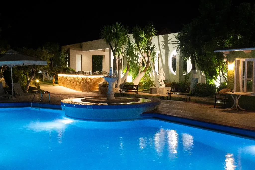 Pool, La Cite, Kefallinia