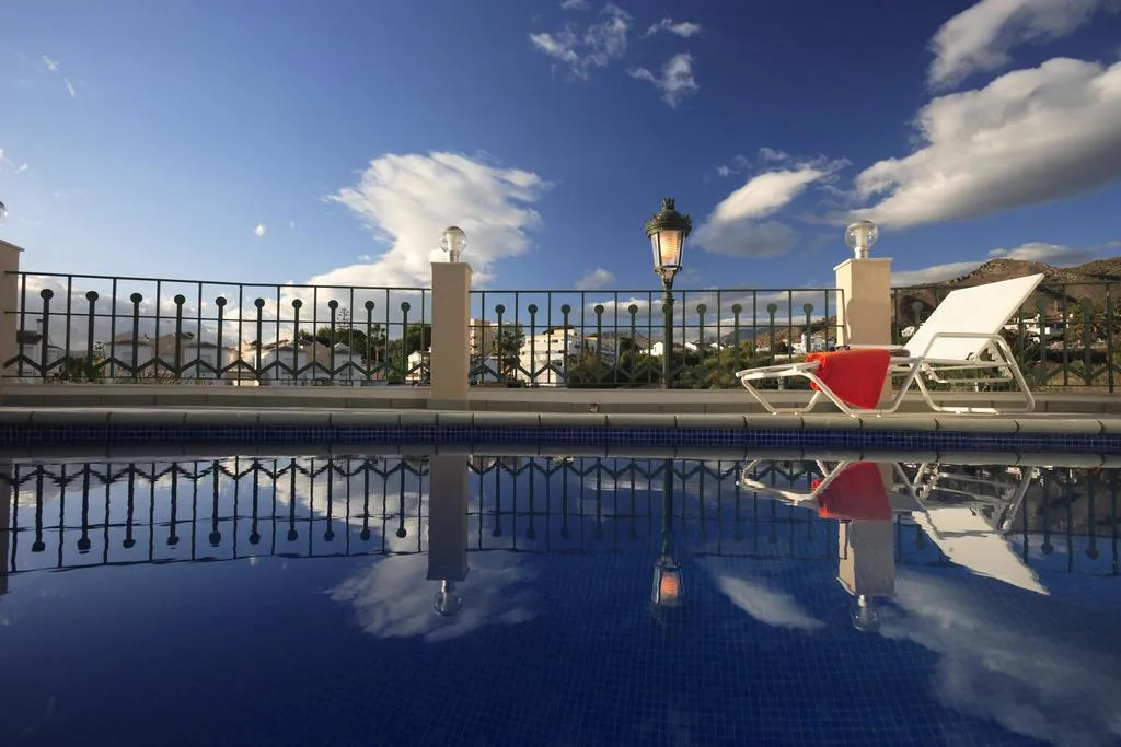VILLA DELUXE WITH PRIVATE POOL Room, Marina Turquesa, Costa Del Sol