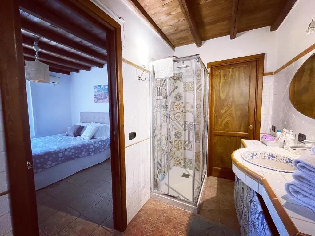 Double or Twin STANDARD Room, Kasa Kala, Palermo
