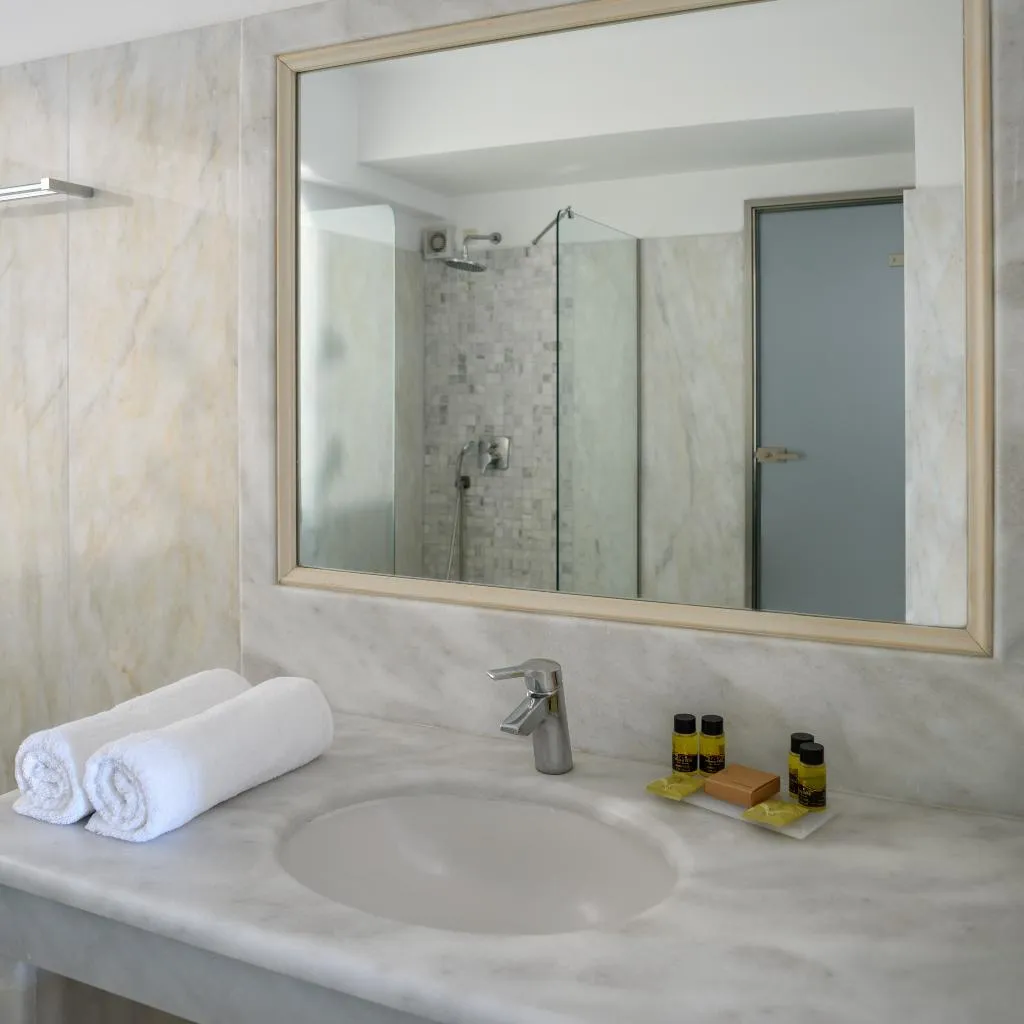 SUITE WITH PRIVATE POOL Room, Andromeda Villas, Santorini
