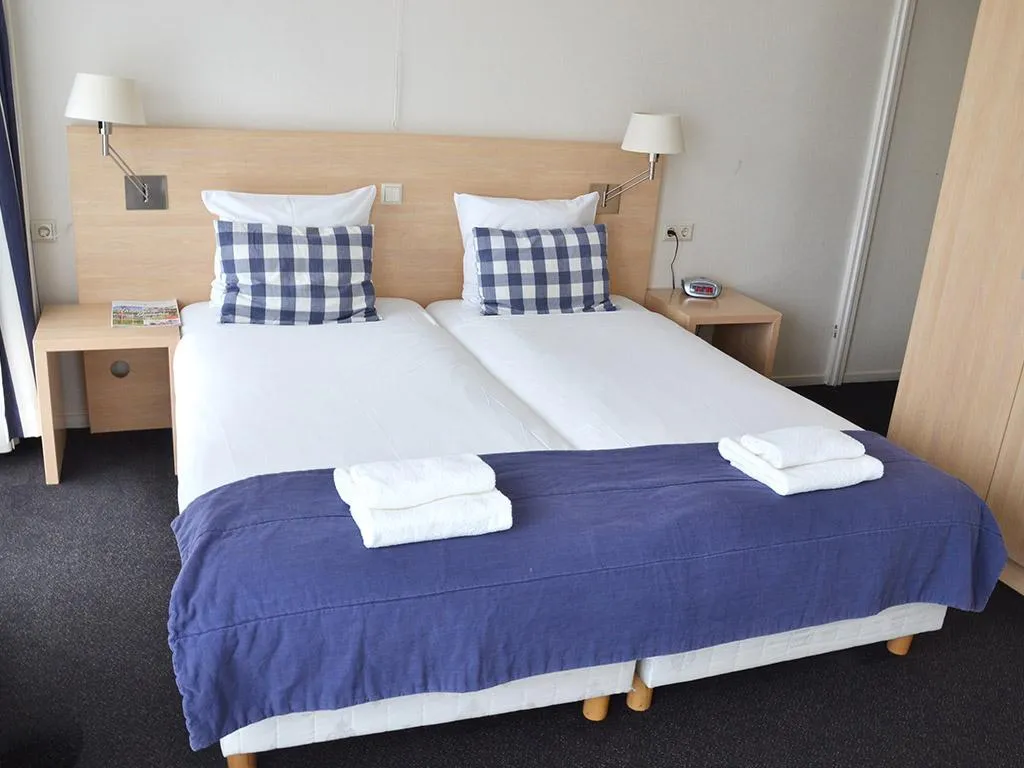 DOUBLE STANDARD Room, Fletcher Badhotel Egmond aan Zee, Amsterdam