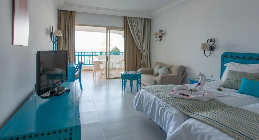 QUADRUPLE STANDARD Room, Regency Hotel & Spa, Tunisia