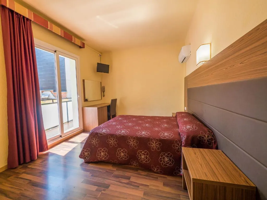 Room, Golden Sand, Costa Brava